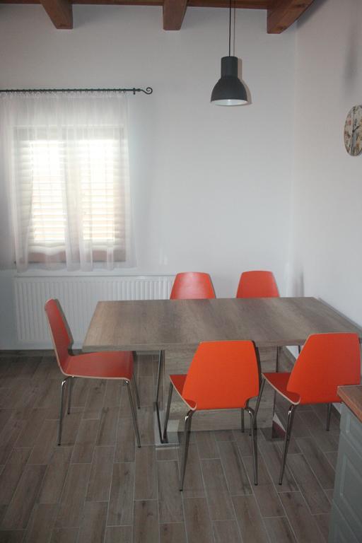 Malomko Apartman Zsira Dış mekan fotoğraf